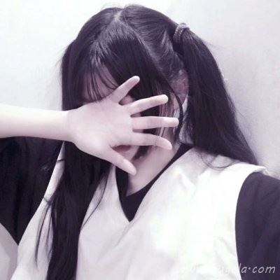 日系高冷女生头像图片