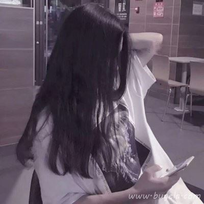 日系高冷女生头像图片