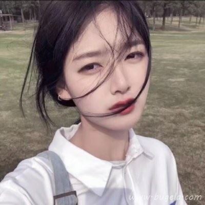 日系高冷女生头像图片