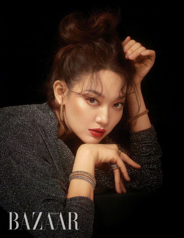 申敏儿优雅魅力写真图片