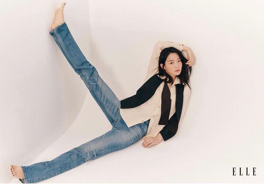申敏儿时尚杂志优雅写真图片
