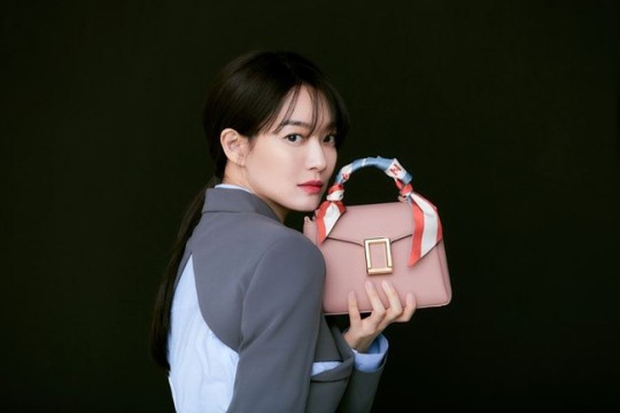 申敏儿时尚干练写真图片