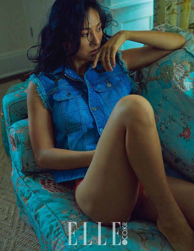 美女明星李孝利时尚杂志性感写真图片