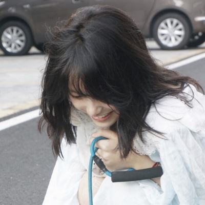 情侣头像真人一张一人两张可爱 双人背景图片