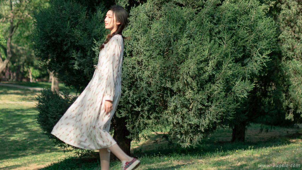 森系清新美女迷人图片