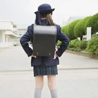 穿校服的女生清新 女生穿校服的唯美背影_微信头像大全图片