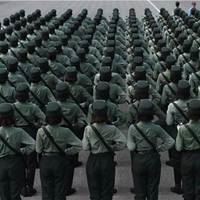 国庆阅兵女兵方队唯美头像_微信头像大全图片