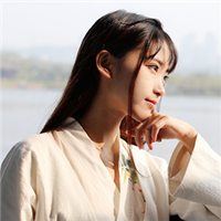 安静唯美意境女子头像_微信头像大全图片