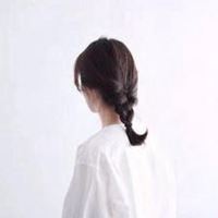 安静唯美意境女子头像_微信头像大全图片