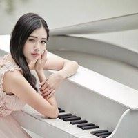 白色钢琴唯美头像女生_微信头像大全图片