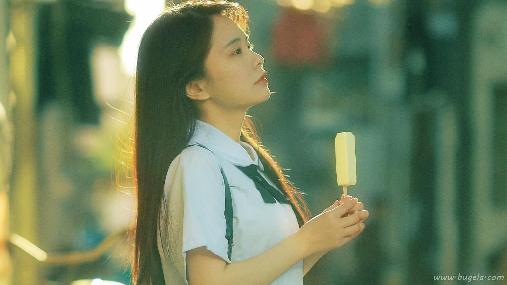 美女甜美迷人图片
