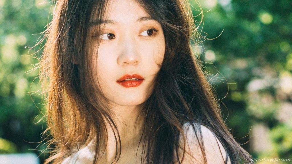 楚楚动人清新美女图片