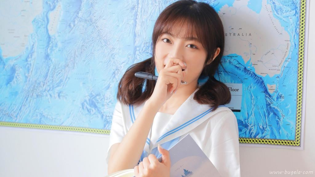 小姐姐清新甜美图片