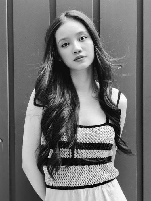 孙伊涵针织拼接裙温柔甜美写真图片