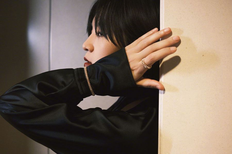 周笔畅冷艳性感写真图片