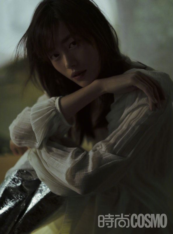 刘雯美艳性感写真图片