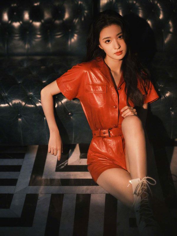 王楚然港风甜酷写真图片