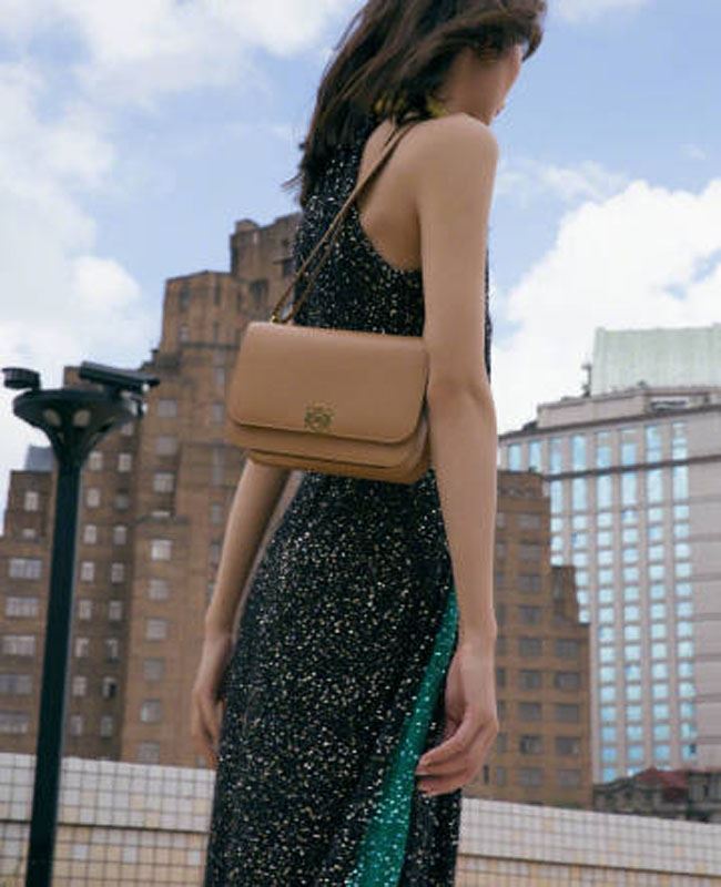 刘雯美艳时髦写真图片