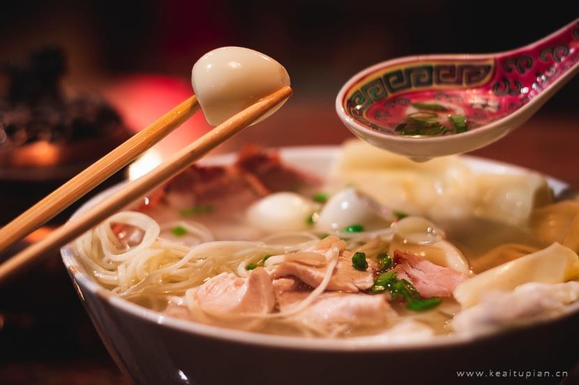 漂亮的美味温暖的汤面图片大全