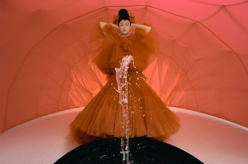 倪妮夸张造型演绎百变风格写真