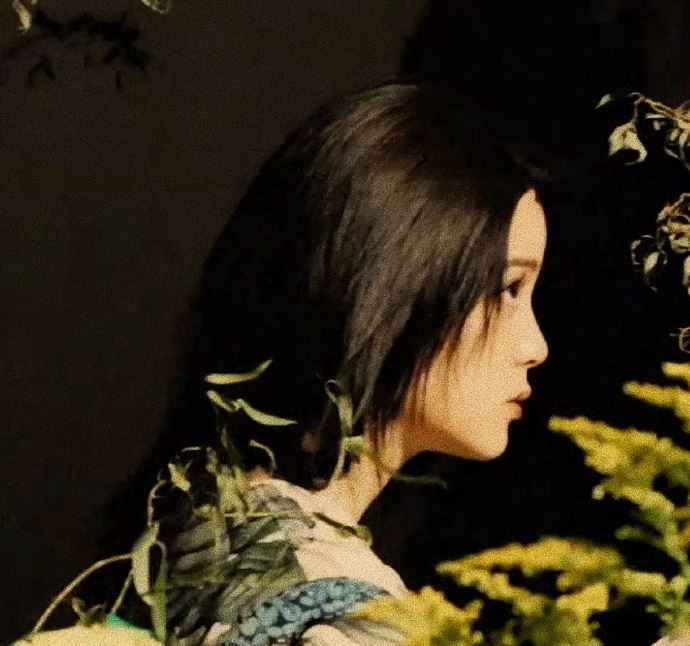欧阳娜娜短发