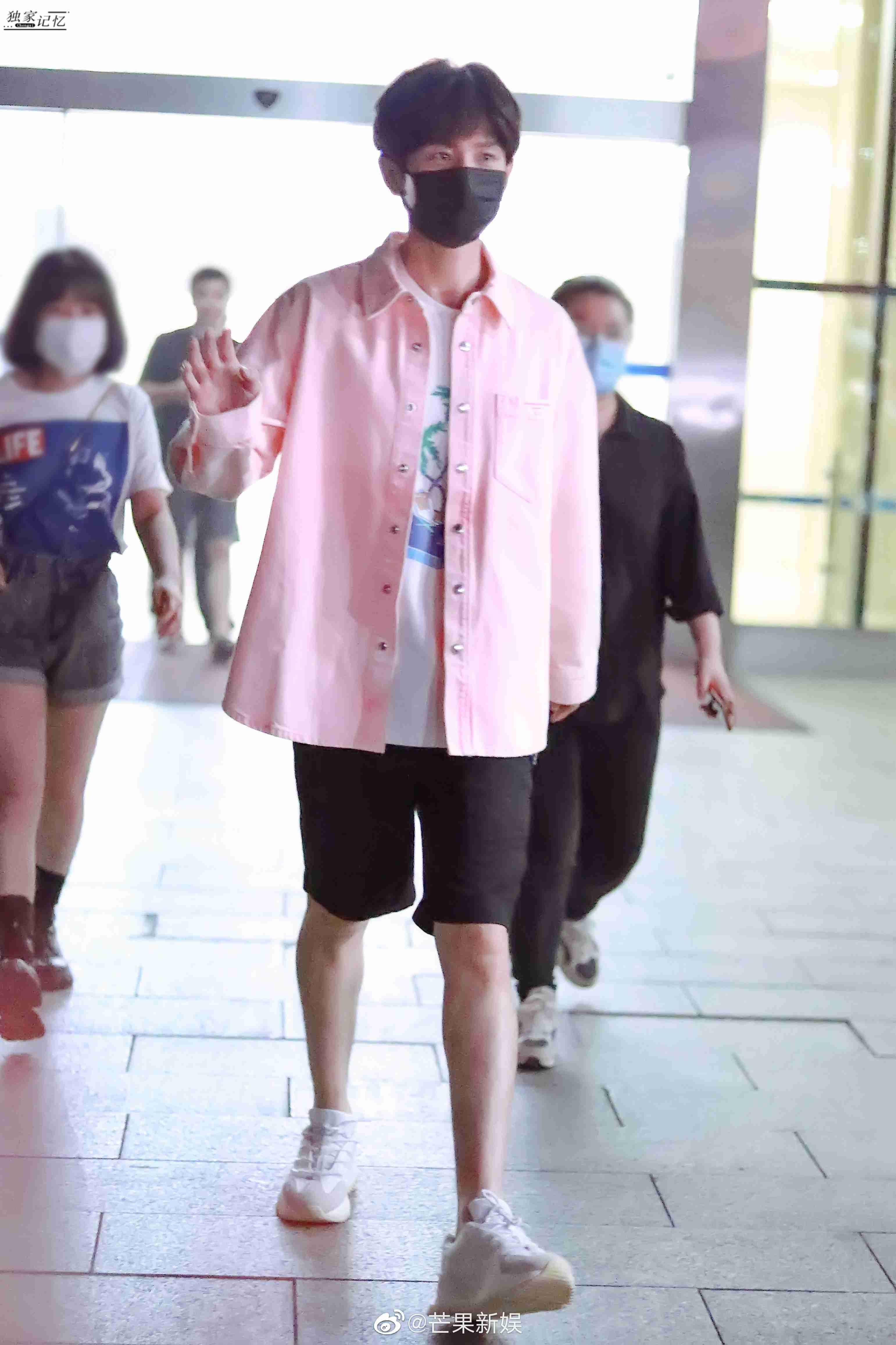 成毅快本彩排图片