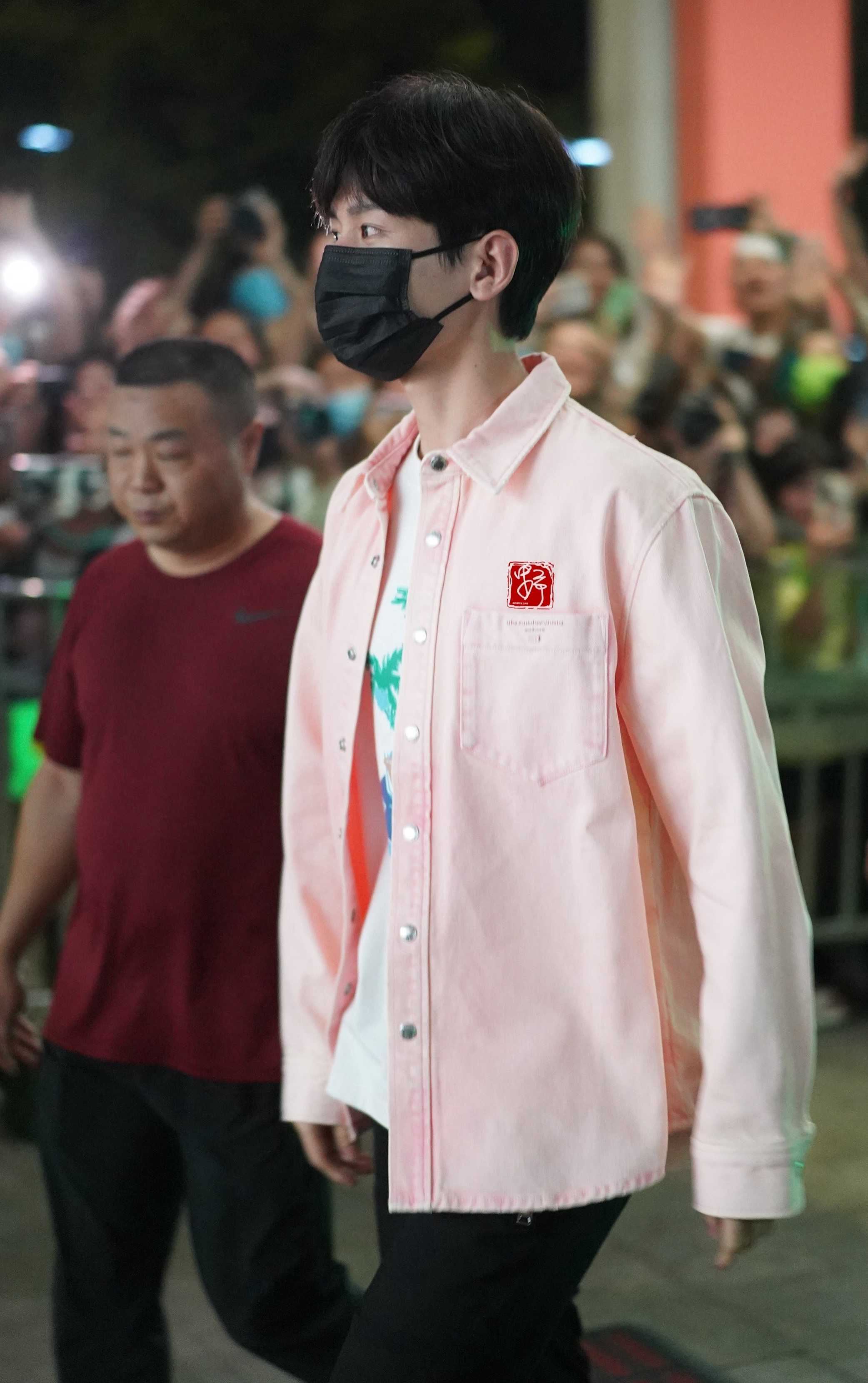 成毅快本彩排图片