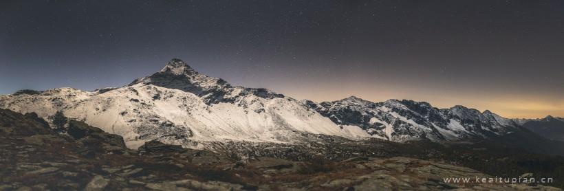 好看巍峨的雪山图片大全