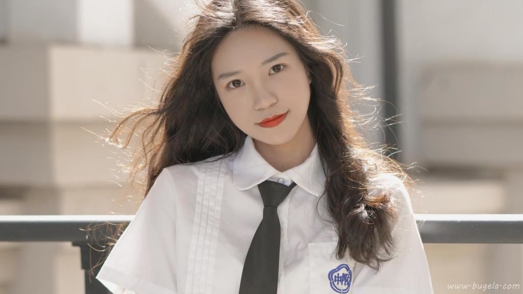师大附中校服美女图片