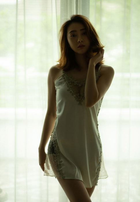 钱迪迪私房睡衣性感撩人写真图片
