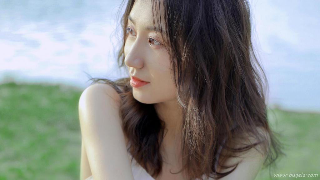 丰姿绰约漂亮美女图片