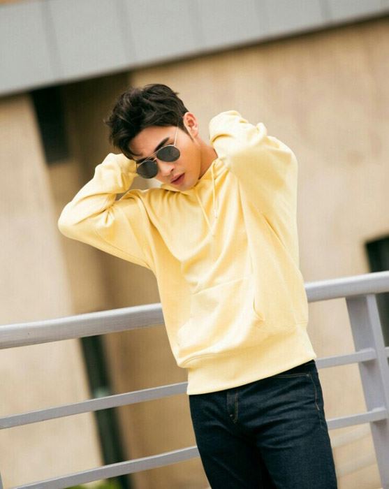 张彬彬阳光帅气写真图片