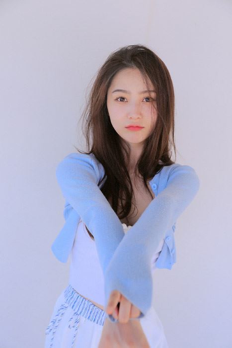 张维娜清纯迷人写真图片