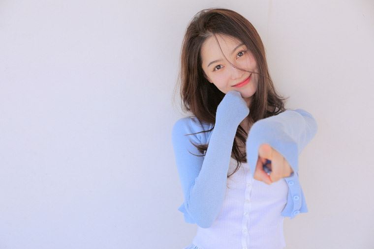 张维娜清纯迷人写真图片