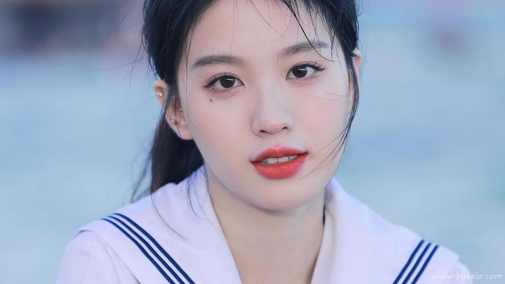 天生丽质清新美女图片