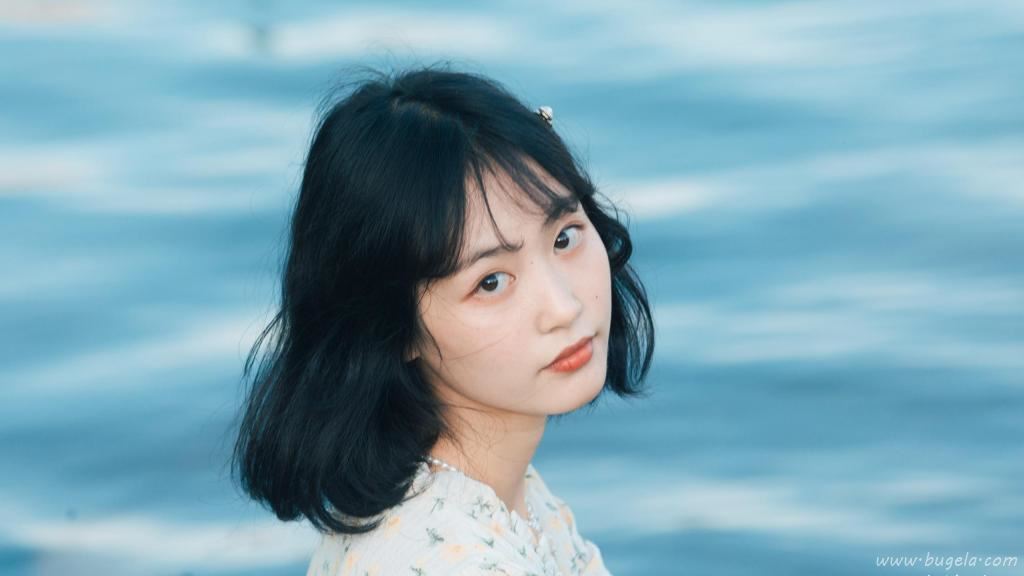 清新港风美女图片