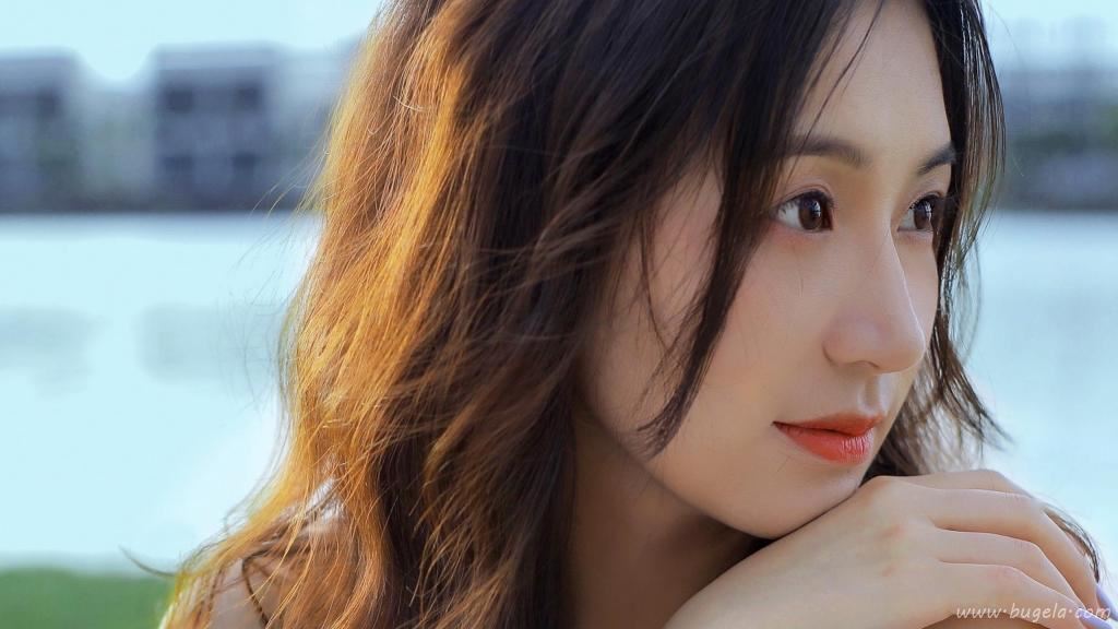 丰姿绰约漂亮美女图片