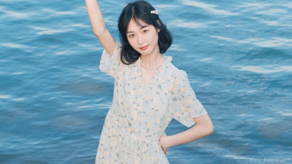 清新港风美女图片