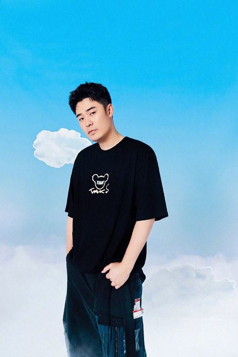 陈赫简约风时尚写真图片