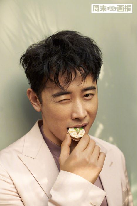 罗晋随性休闲写真图片