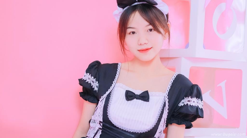 唯美粉色女仆装图片
