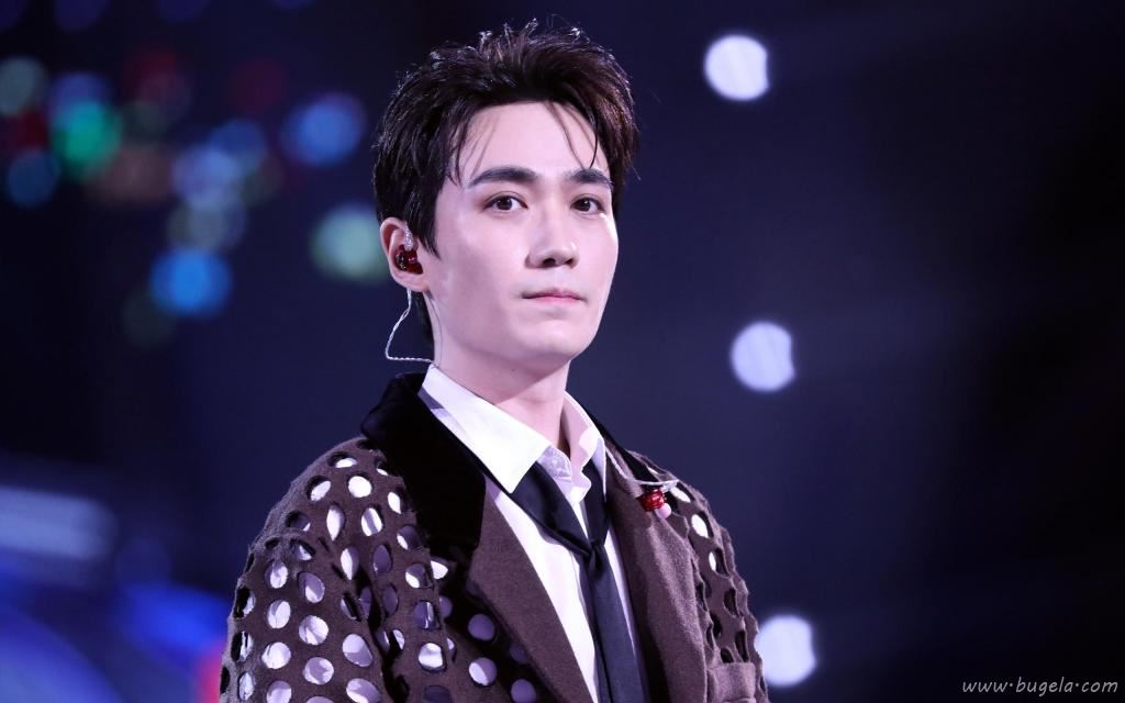 2019百度沸点年度沸点明星朱一龙图片