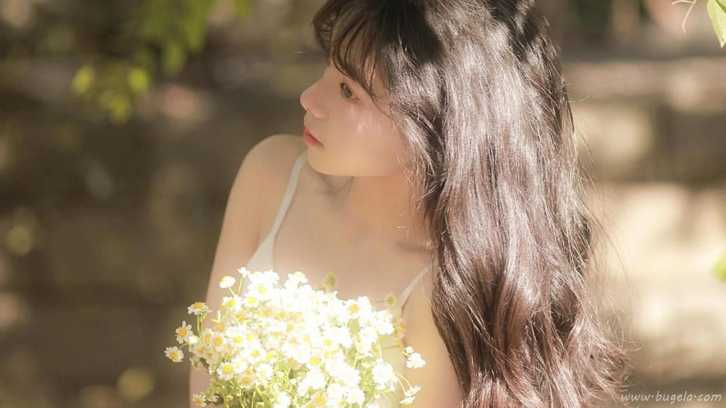 倩丽的美女清新图片