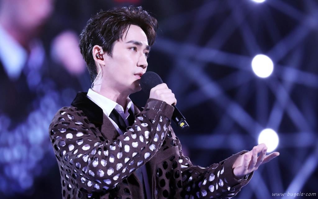 2019百度沸点年度沸点明星朱一龙图片