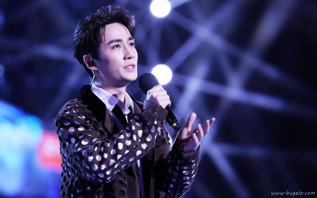 2019百度沸点年度沸点明星朱一龙图片