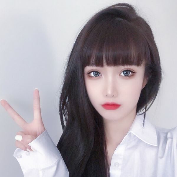 简单气质女生白色头像图片
