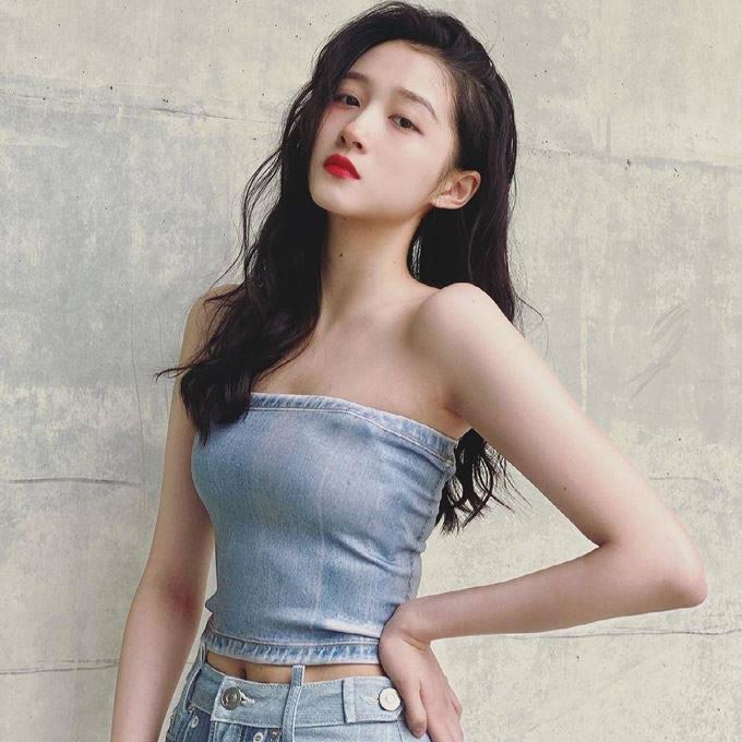 关晓彤ins头像图片