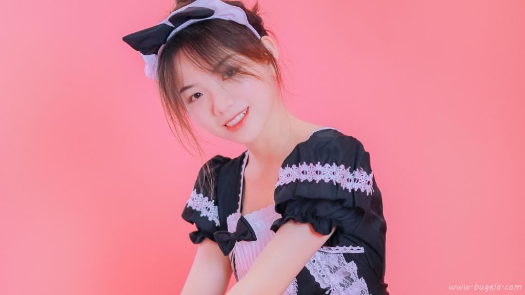 唯美粉色女仆装图片