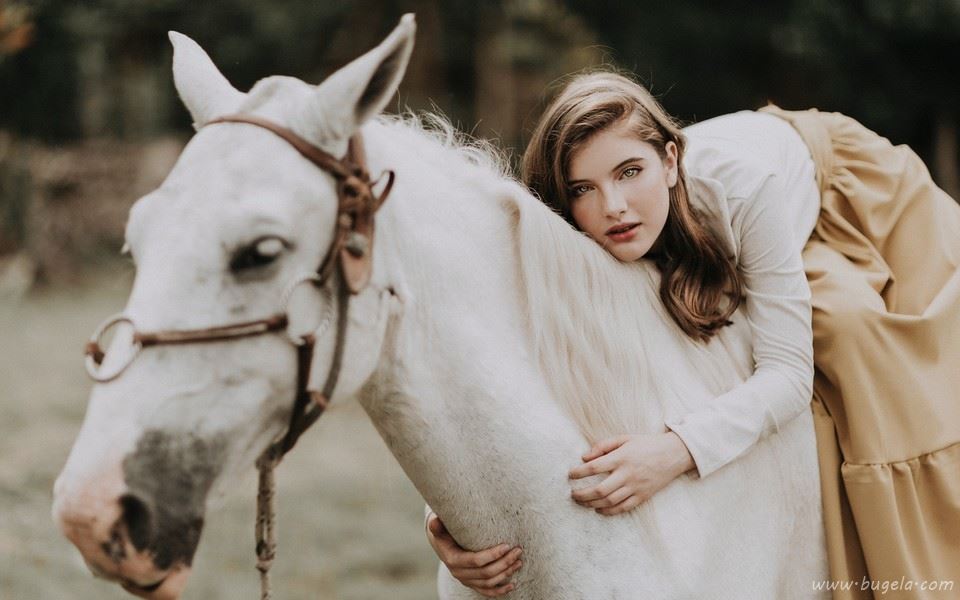 复古美女唯美高清桌面壁纸