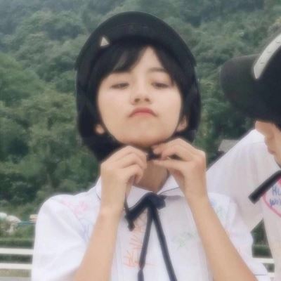 头像偏向一边的情侣头像 超甜蜜情图片